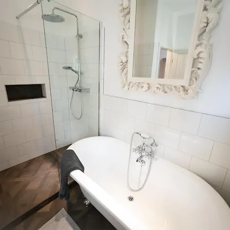 Apartment Privatsphaere Im Kutscherhaus Der Golding