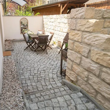 Privatsphaere Im Kutscherhaus Der Golding Apartment *